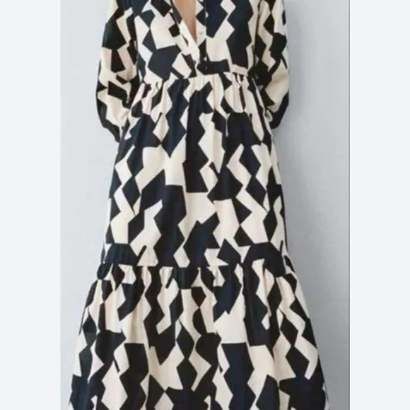 green emerald velvet dress Secondhand Zara Dresses